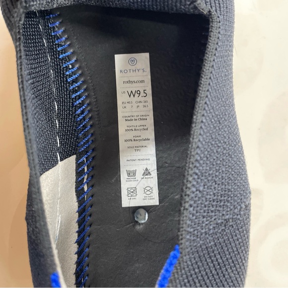 Rothy's women’s the original slip on sneaker black size 9.5 Slip-On Flats - Picture 2 of 9